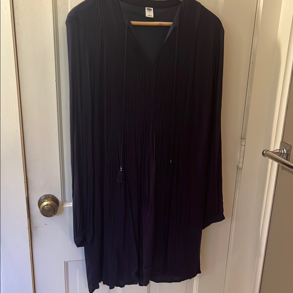 Old Navy Blue Pleated Flowy Peasant Dress
